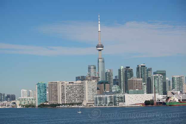 toronto harbour skyline